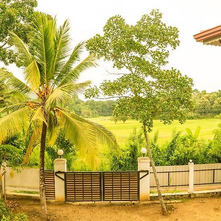 The Breeze Pinnawala Pinnawala (Kegalle) Exterior foto